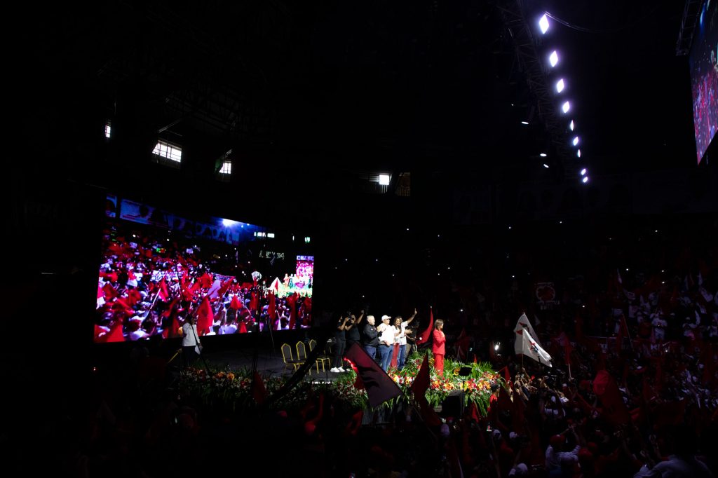 2025-11-23-TGU-Cierre-campaña-Aldana-Rixi28 - Contra Corriente